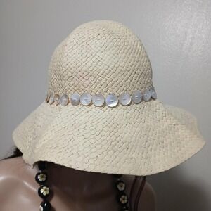 Vintage 90s cream straw sun hat with pearly button trim